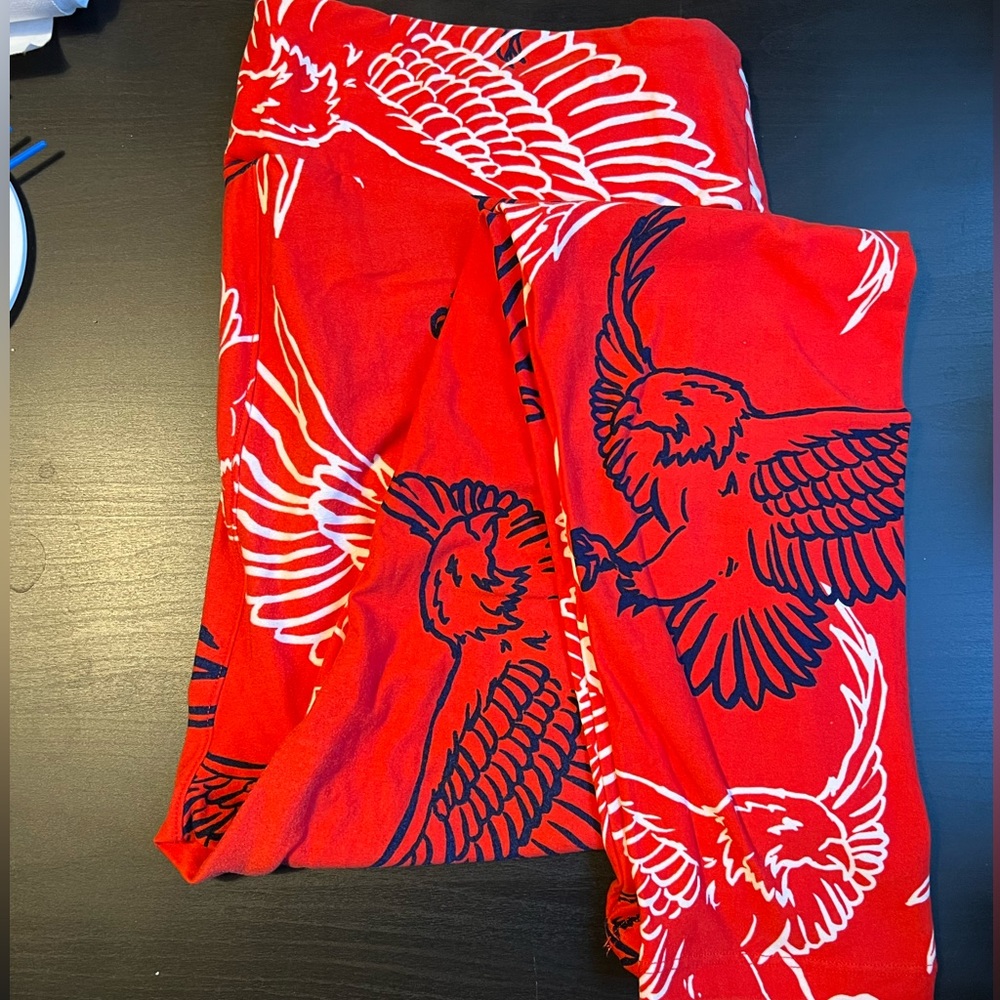 LuLaRoe leggings T&C: eagles